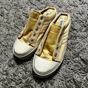 Butter Yellow 2000s Keds Shoes Size 8.5